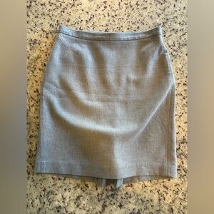 LOFT Classic Gray Women's Skirt SZ 6